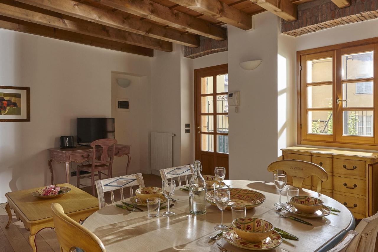 Joivy Charming Apartment Centre Of Como Buitenkant foto