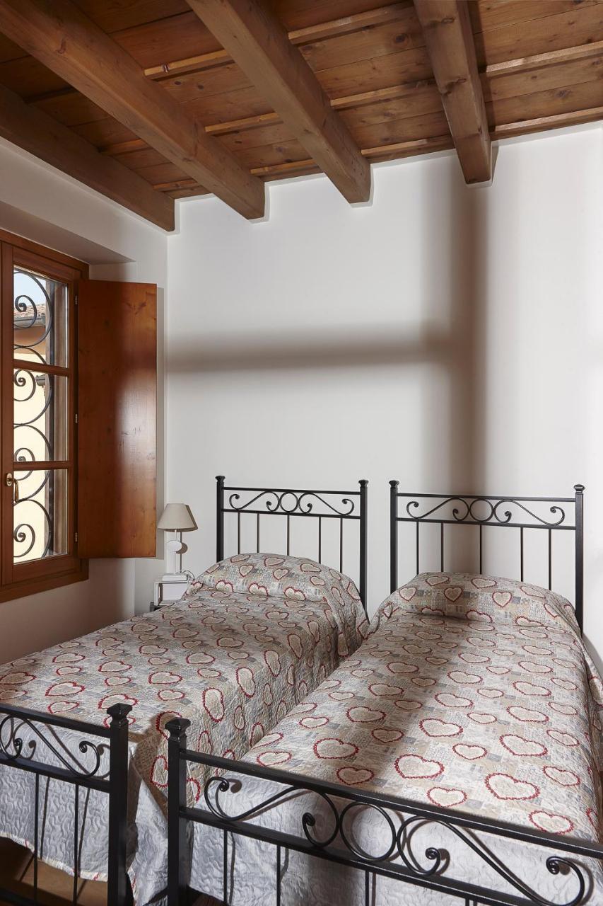 Joivy Charming Apartment Centre Of Como Buitenkant foto